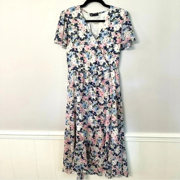 NWT Pretty Garden Women's Boho Ruffle Floral Summer V-Neck Faux Wrap Dress Sz Md - Picture 2 of 9